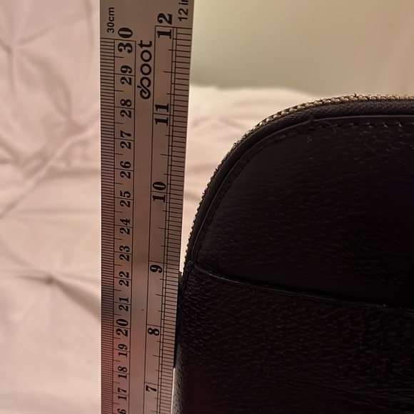 Black Kate Spade Satchel (offers welcome) - Picture 11 of 11